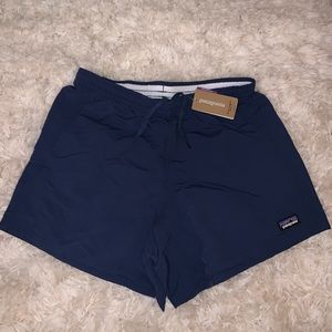 Patagonia Women’s Baggies Shorts- 5” (Navy)